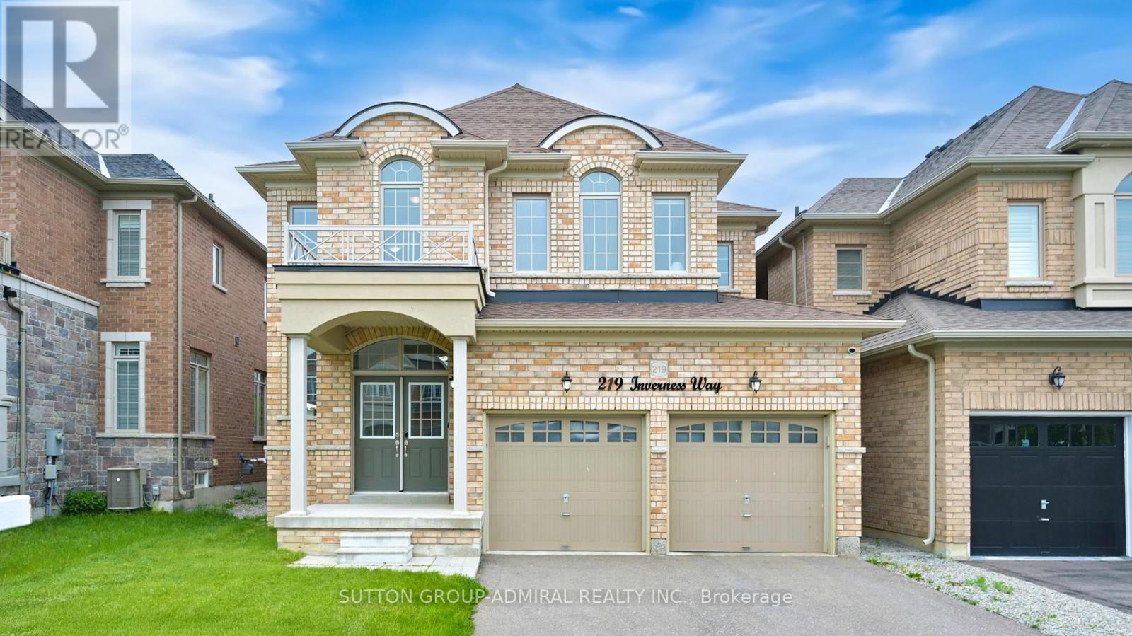 219 Inverness Way, Bradford West Gwillimbury, Ontario  L3Z 0W6 - Photo 1 - N12206891