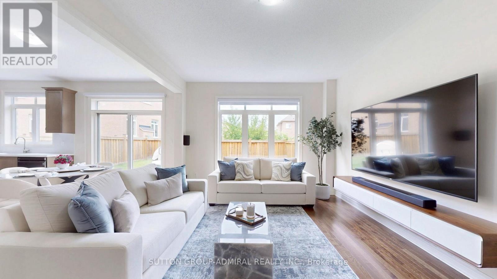 219 Inverness Way, Bradford West Gwillimbury, Ontario  L3Z 0W6 - Photo 10 - N12206891