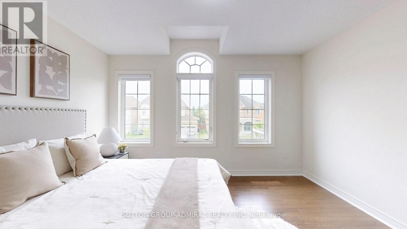 219 Inverness Way, Bradford West Gwillimbury, Ontario  L3Z 0W6 - Photo 37 - N12206891