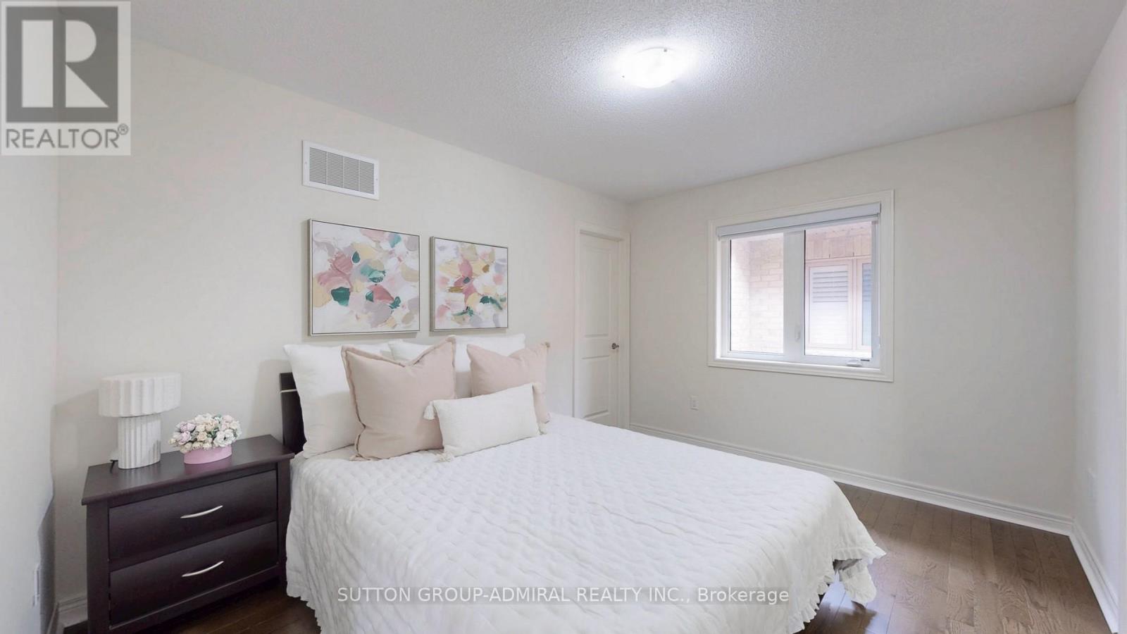 219 Inverness Way, Bradford West Gwillimbury, Ontario  L3Z 0W6 - Photo 38 - N12206891