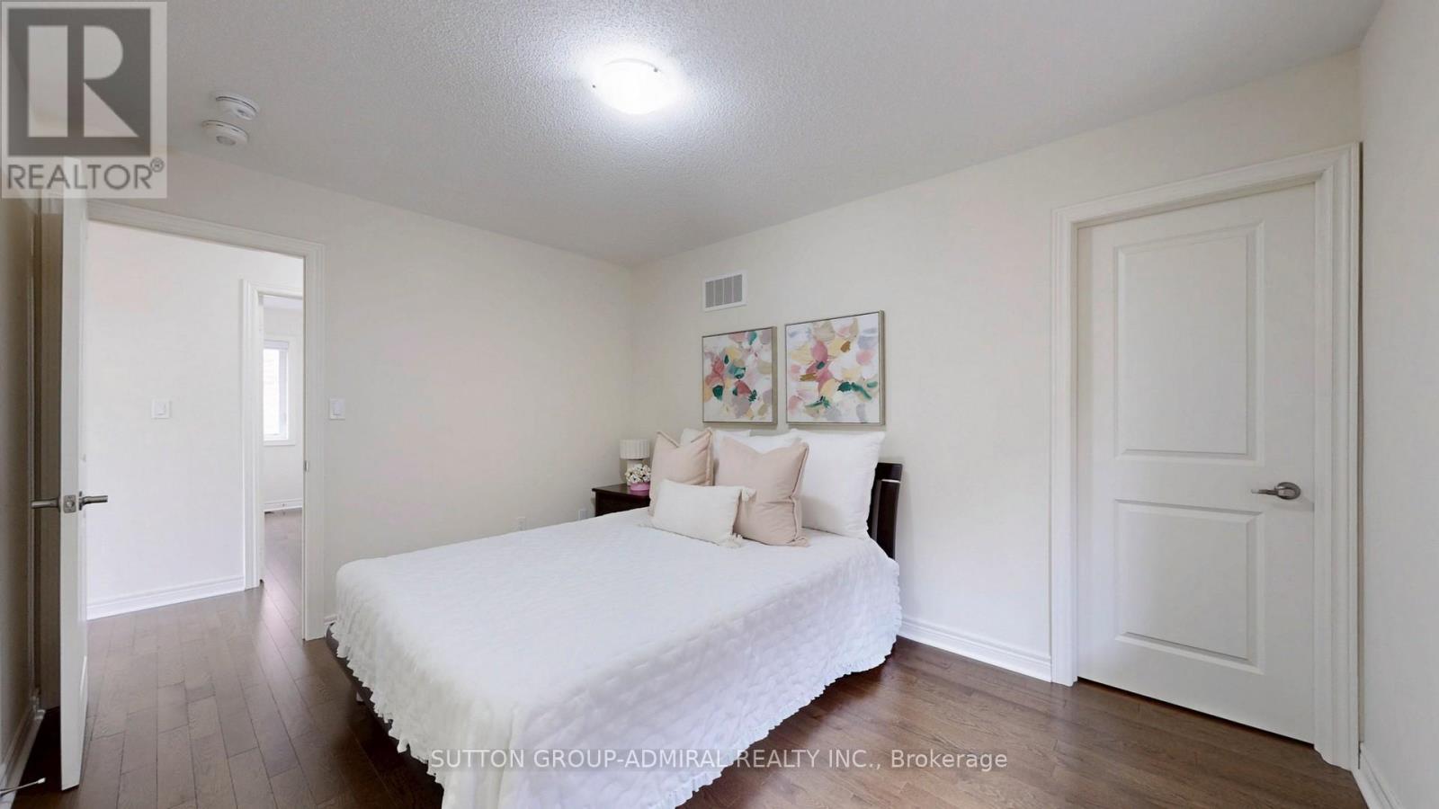 219 Inverness Way, Bradford West Gwillimbury, Ontario  L3Z 0W6 - Photo 39 - N12206891
