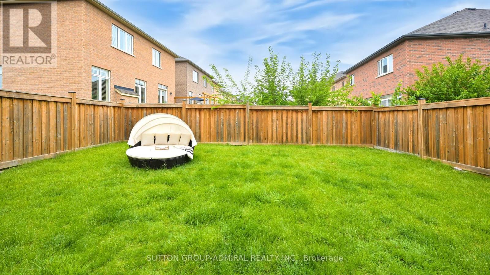 219 Inverness Way, Bradford West Gwillimbury, Ontario  L3Z 0W6 - Photo 47 - N12206891