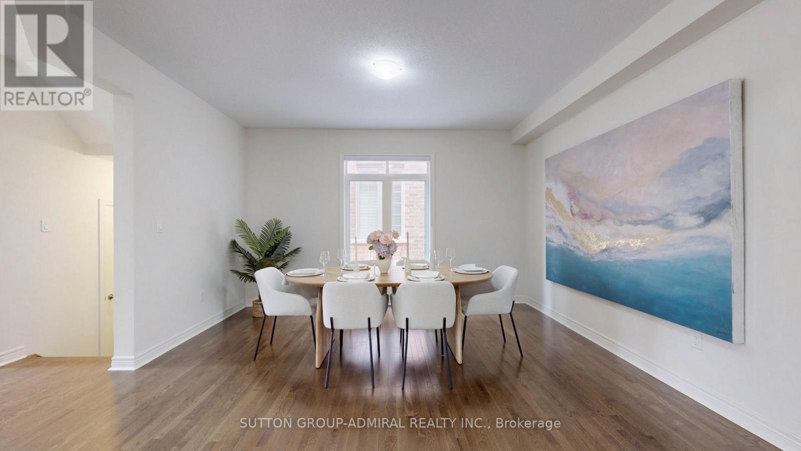 219 Inverness Way, Bradford West Gwillimbury, Ontario  L3Z 0W6 - Photo 6 - N12206891