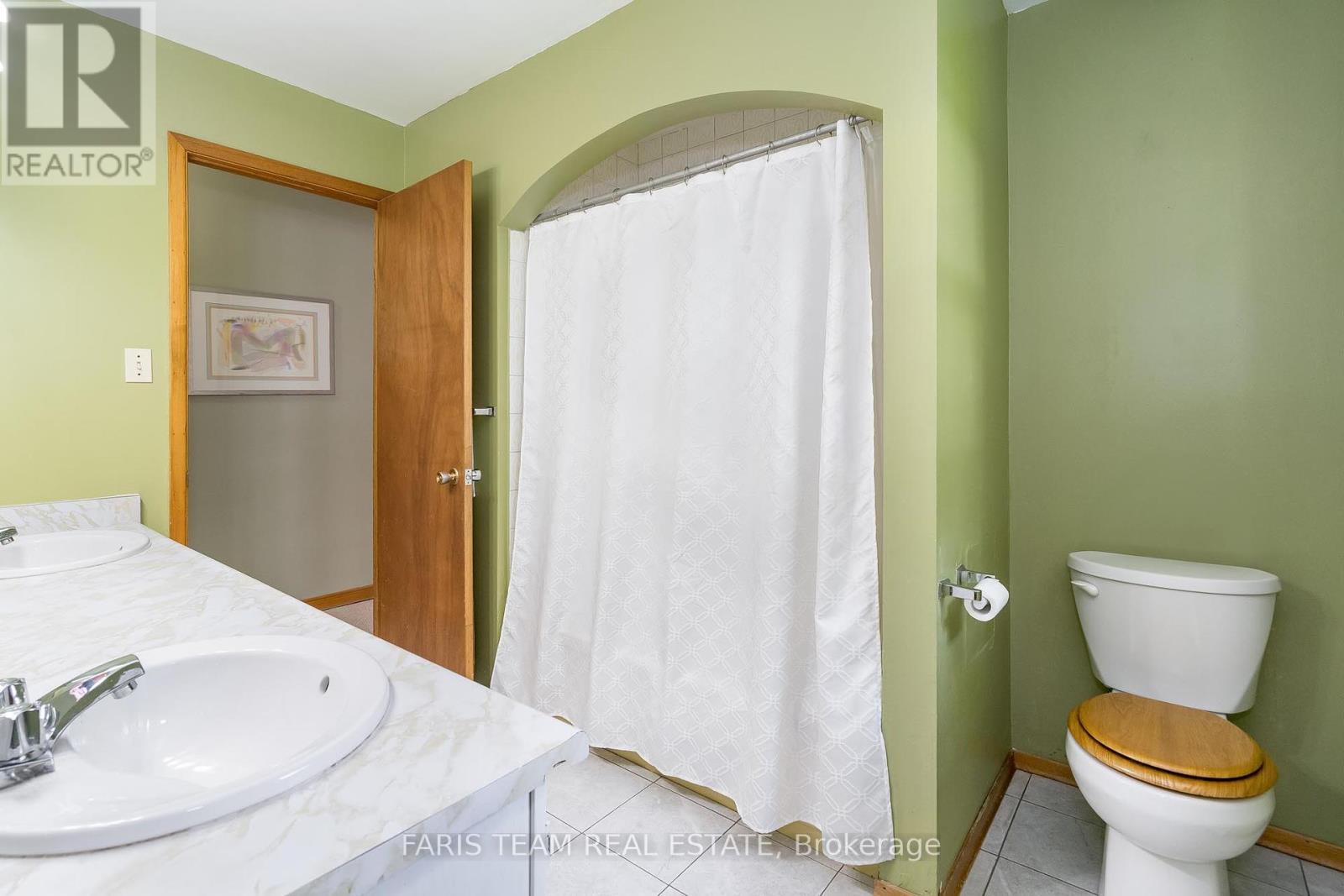 13 Jardine Crescent, Clearview, Ontario  L0M 1G0 - Photo 17 - S12206843