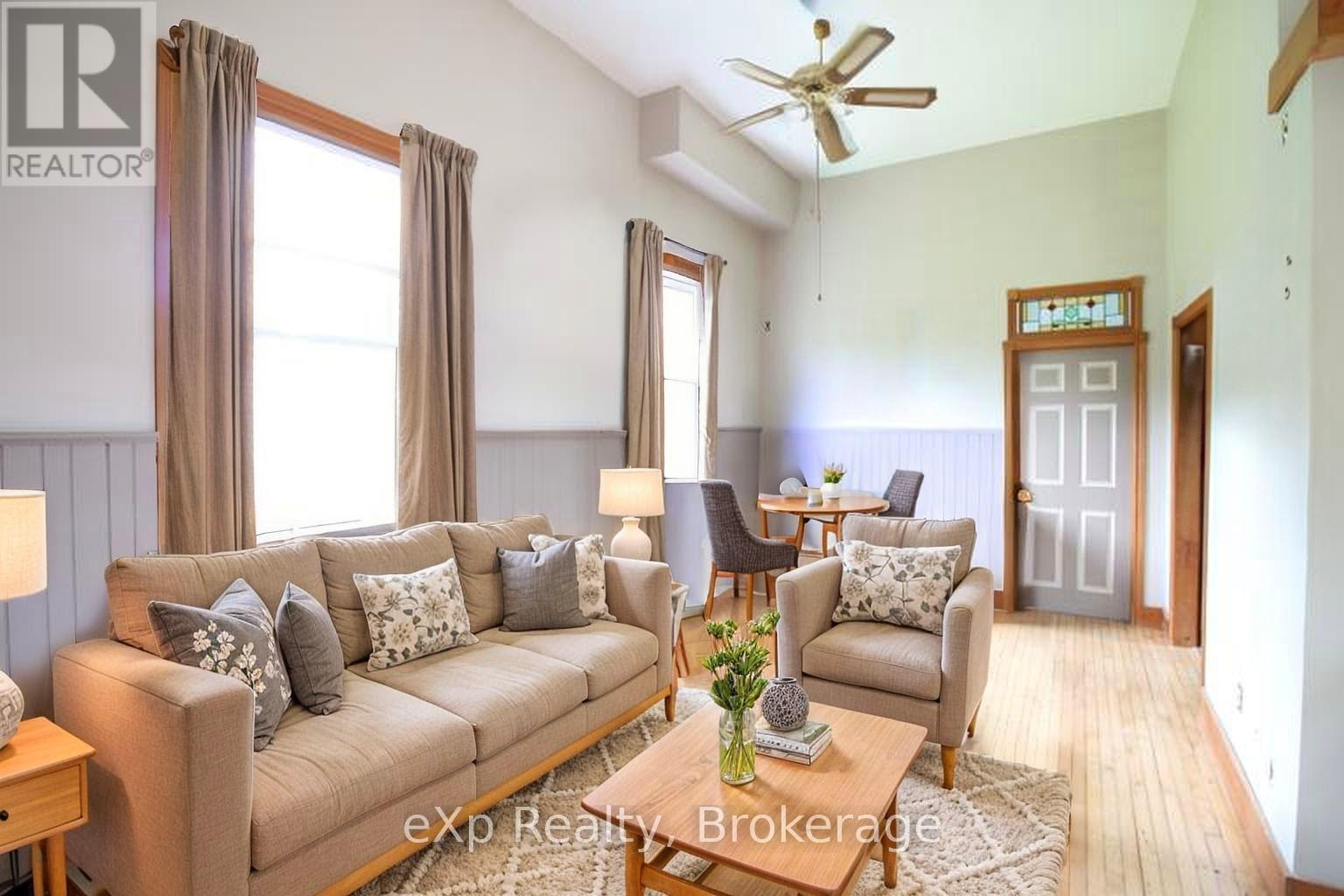 735125 West Back Line, West Grey, Ontario N0C 1H0 - Photo 2 - X12190001