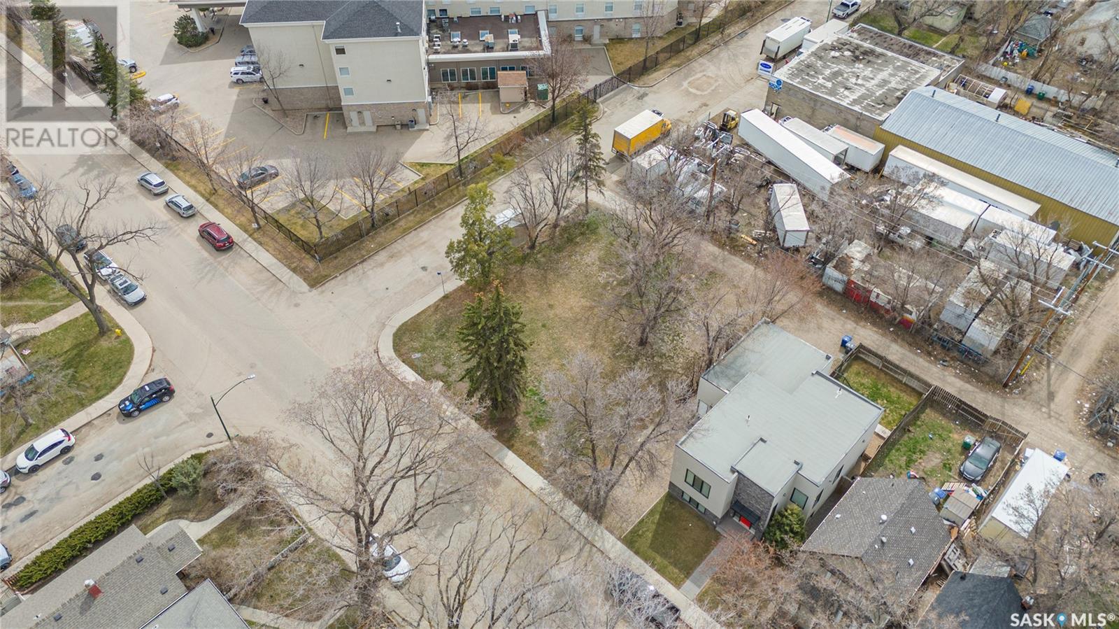 201 25th Street W, Saskatoon, Saskatchewan  S7L 0C3 - Photo 4 - SK008631