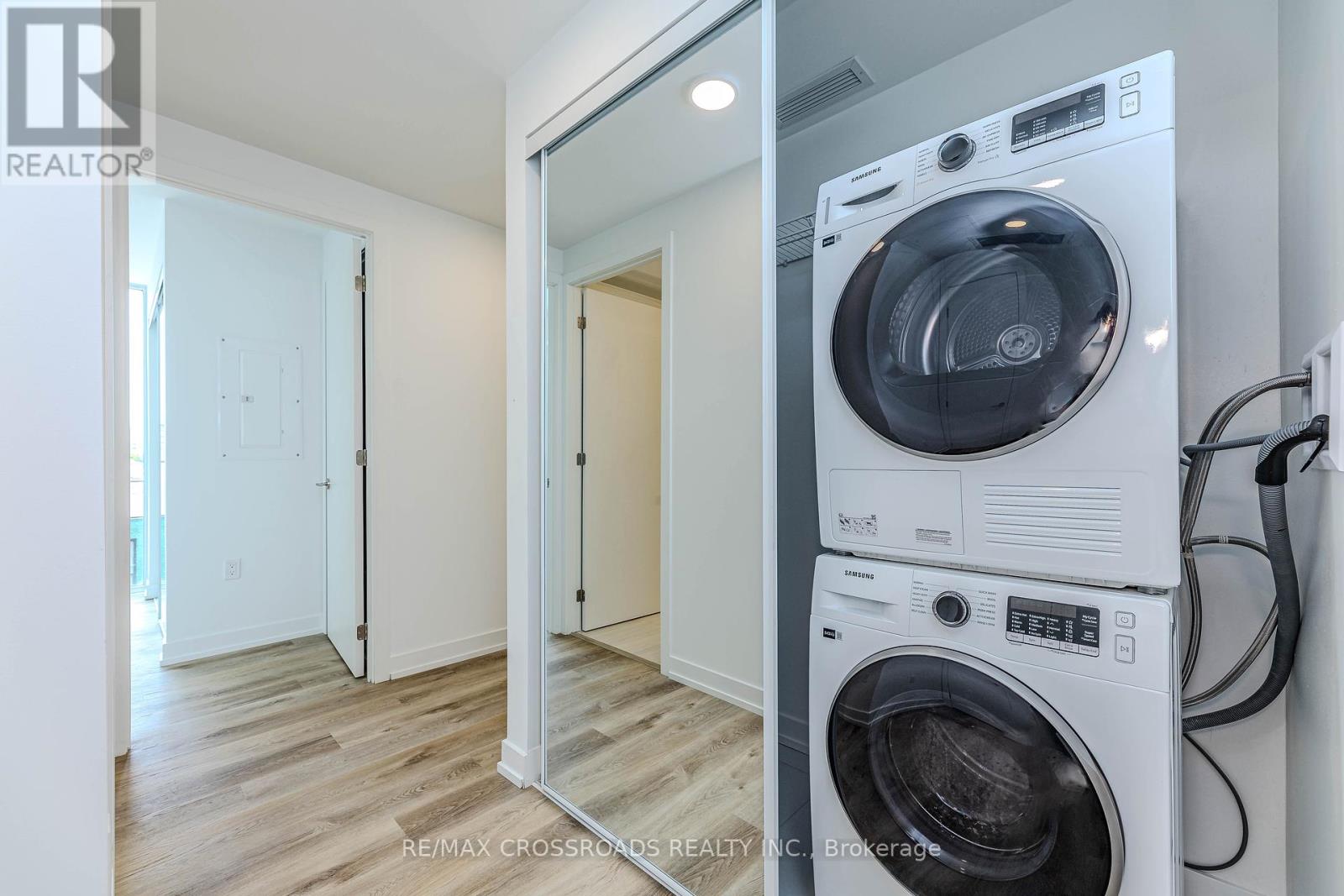 304 - 6 Chartwell Road, Toronto, Ontario  M8Z 4E8 - Photo 8 - W12196020