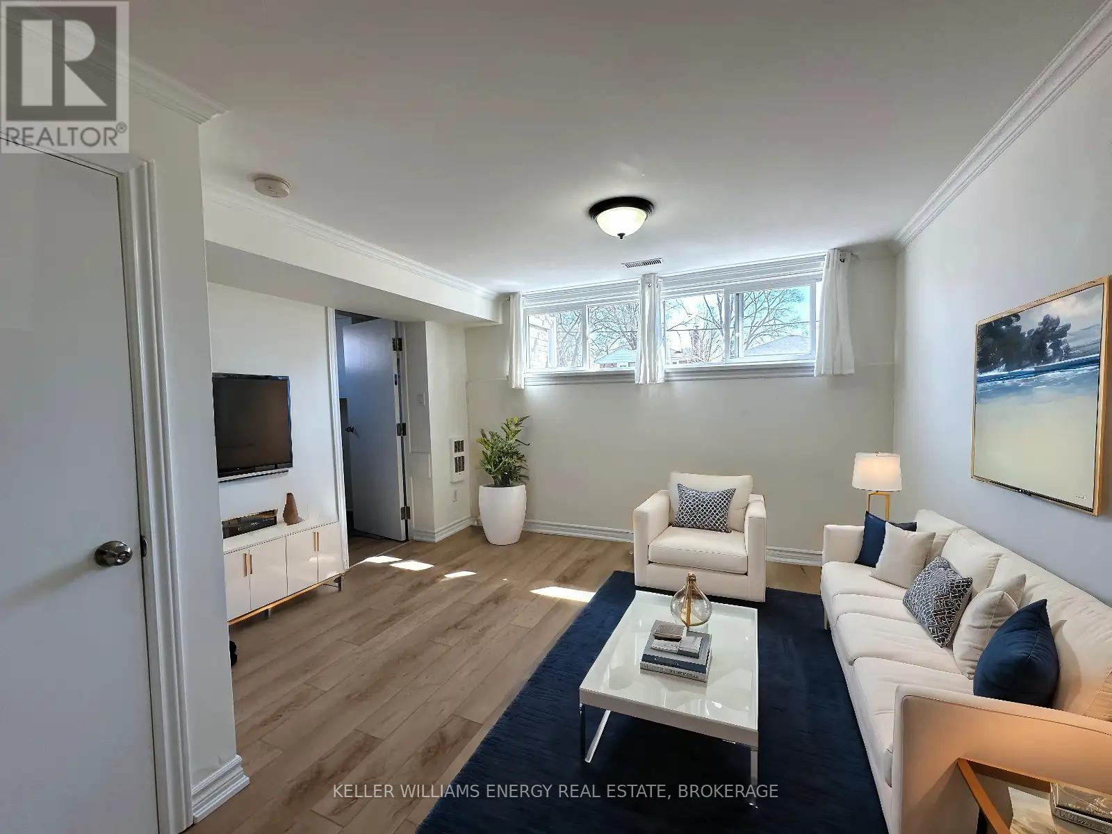 714 Dunlop Street W, Whitby, Ontario  L1N 1V6 - Photo 28 - E12207113