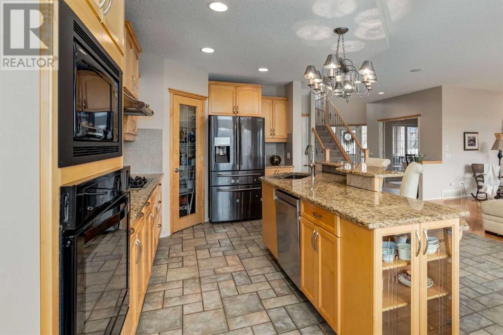 191 Sienna Park Drive Sw, Calgary, Alberta  T3H 5H5 - Photo 9 - A2209637