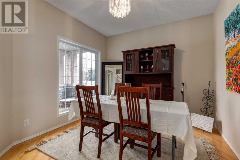 191 Sienna Park Drive Sw, Calgary, Alberta  T3H 5H5 - Photo 4 - A2209637