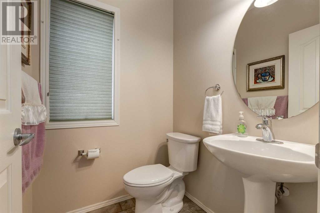 191 Sienna Park Drive Sw, Calgary, Alberta  T3H 5H5 - Photo 18 - A2209637