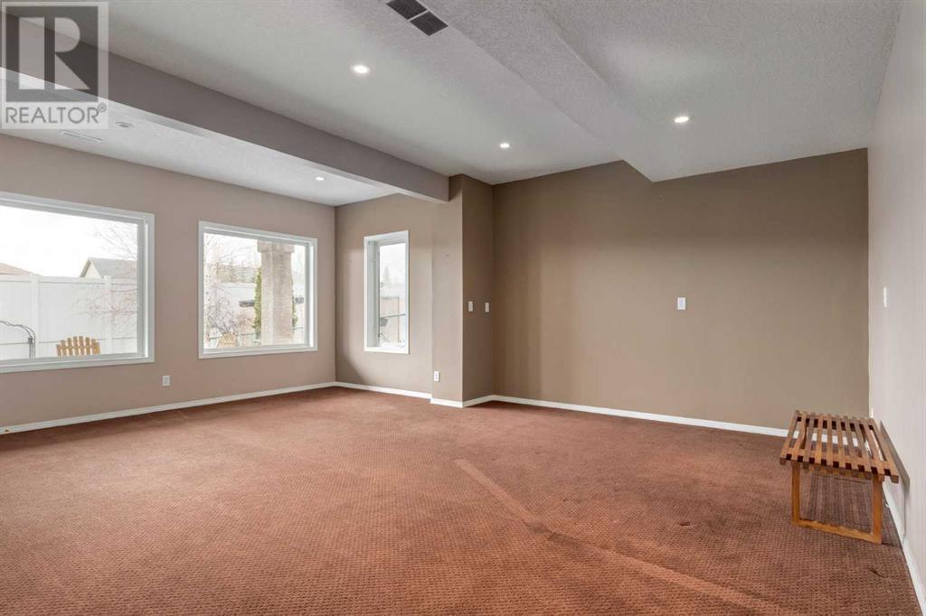 191 Sienna Park Drive Sw, Calgary, Alberta  T3H 5H5 - Photo 39 - A2209637