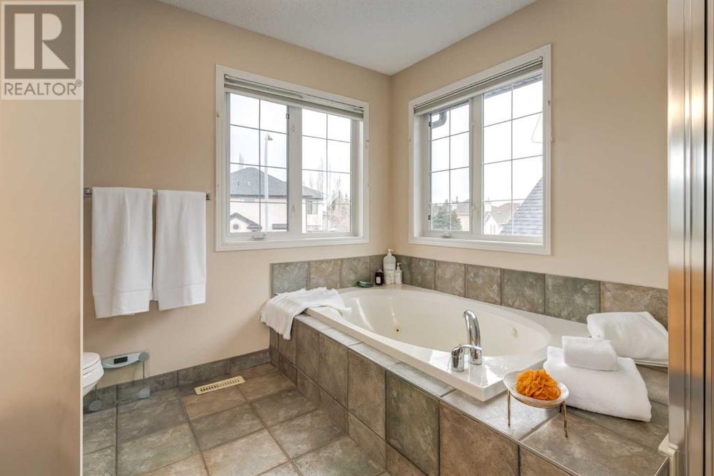 191 Sienna Park Drive Sw, Calgary, Alberta  T3H 5H5 - Photo 32 - A2209637