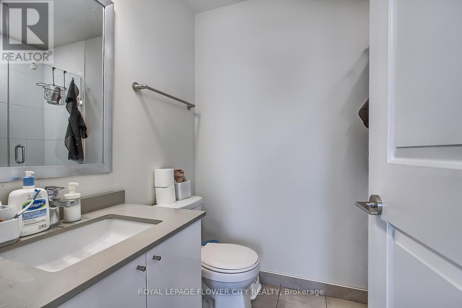 1918 - 35 Watergarden Drive, Mississauga (Hurontario), Ontario  L5R 0G8 - Photo 22 - W12206781