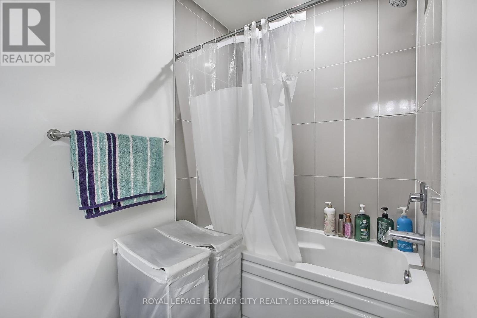 1918 - 35 Watergarden Drive, Mississauga (Hurontario), Ontario  L5R 0G8 - Photo 29 - W12206781