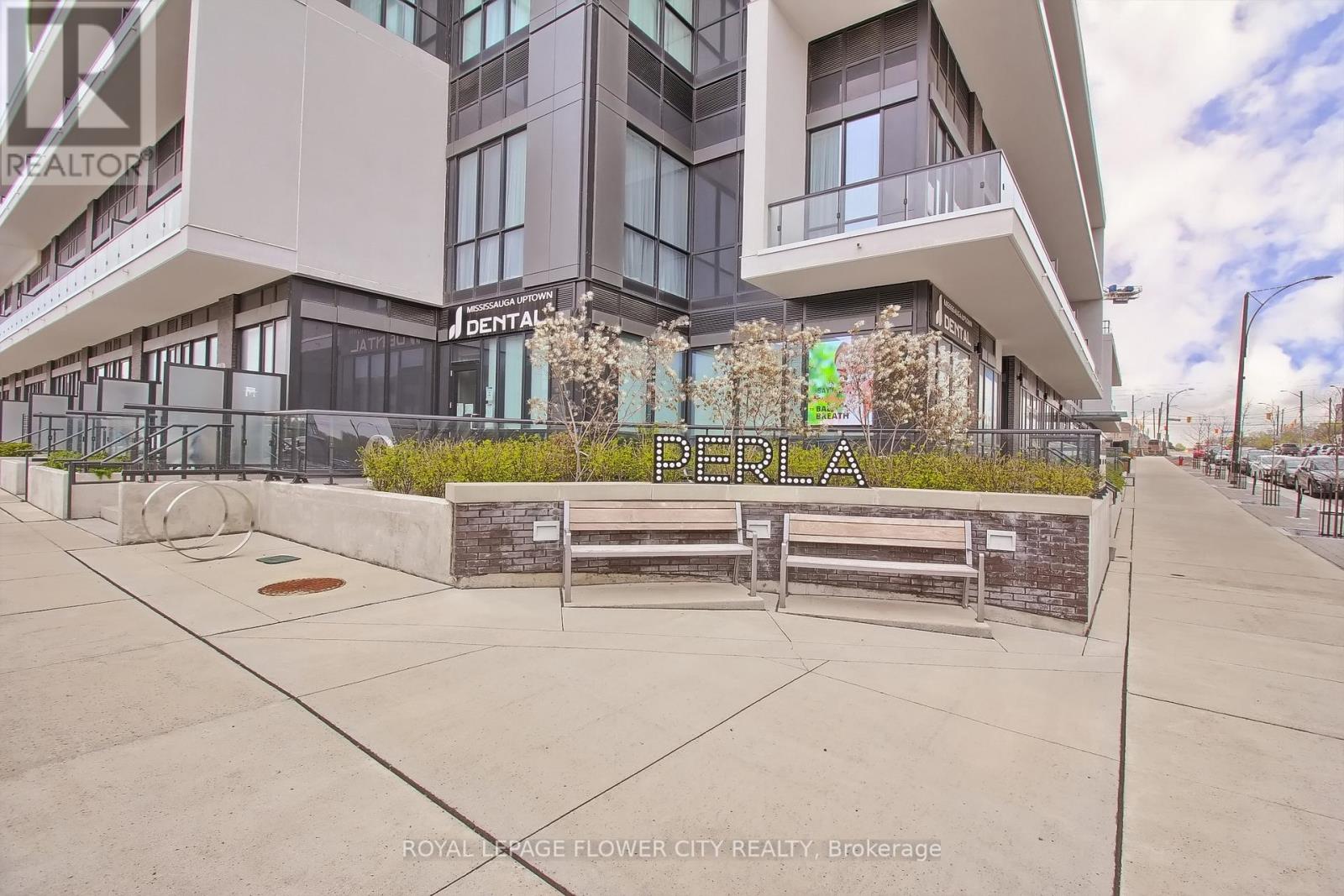 1918 - 35 Watergarden Drive, Mississauga (Hurontario), Ontario  L5R 0G8 - Photo 3 - W12206781