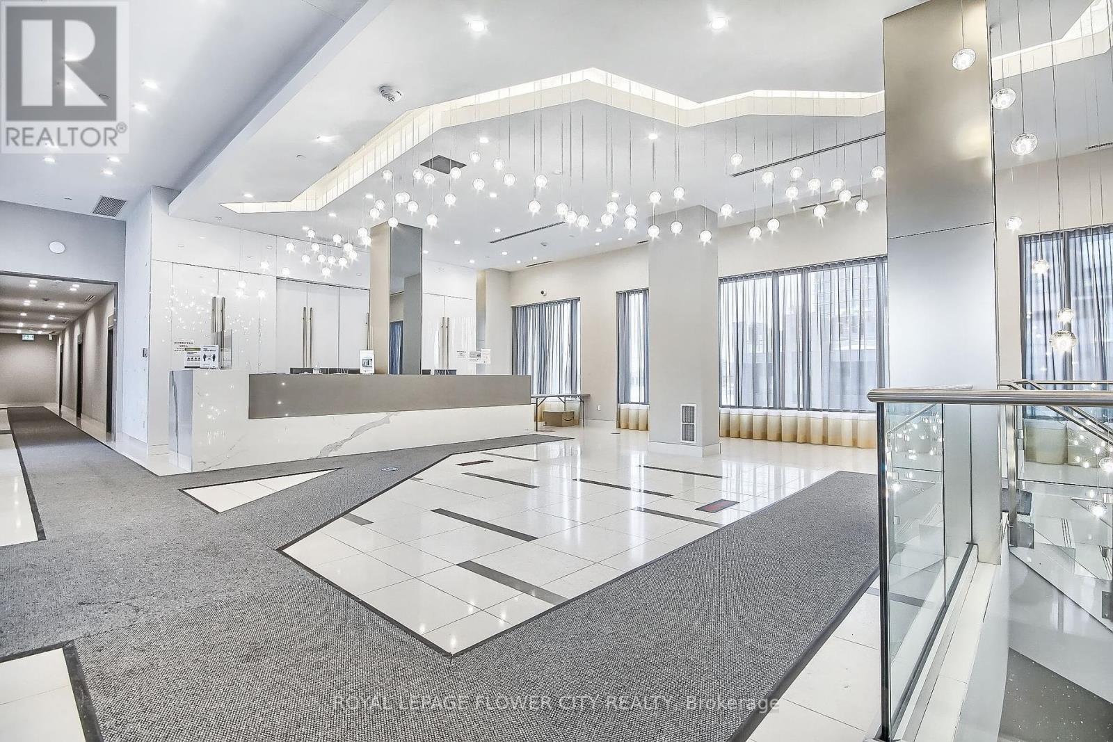 1918 - 35 Watergarden Drive, Mississauga (Hurontario), Ontario  L5R 0G8 - Photo 6 - W12206781