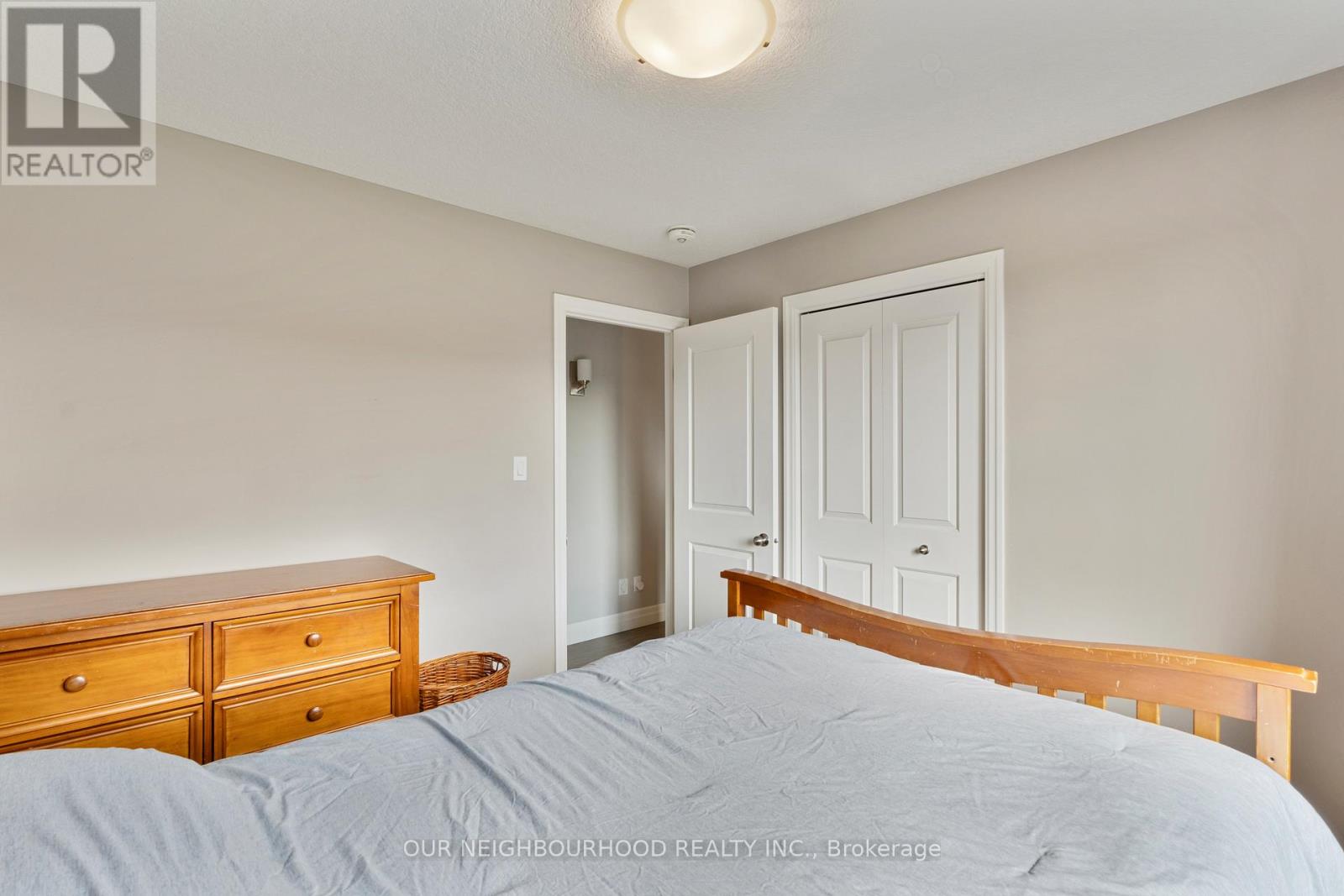 54 Mcintosh Crescent, Quinte West, Ontario  K8V 0G1 - Photo 15 - X12207016