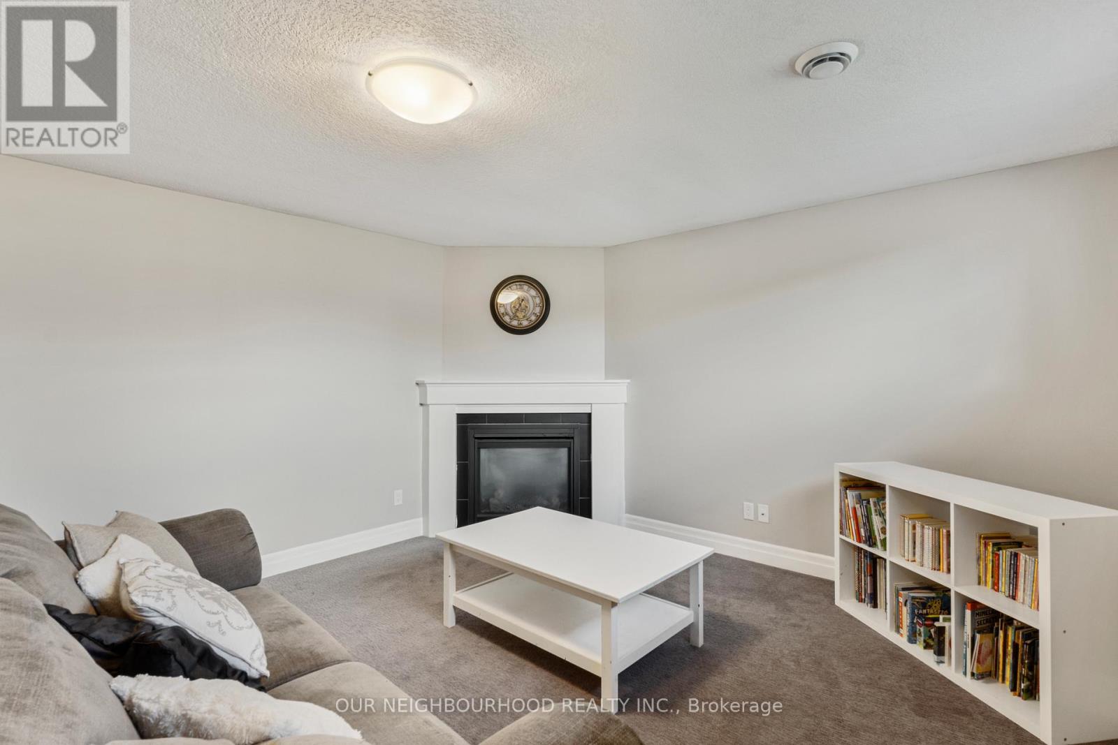 54 Mcintosh Crescent, Quinte West, Ontario  K8V 0G1 - Photo 25 - X12207016