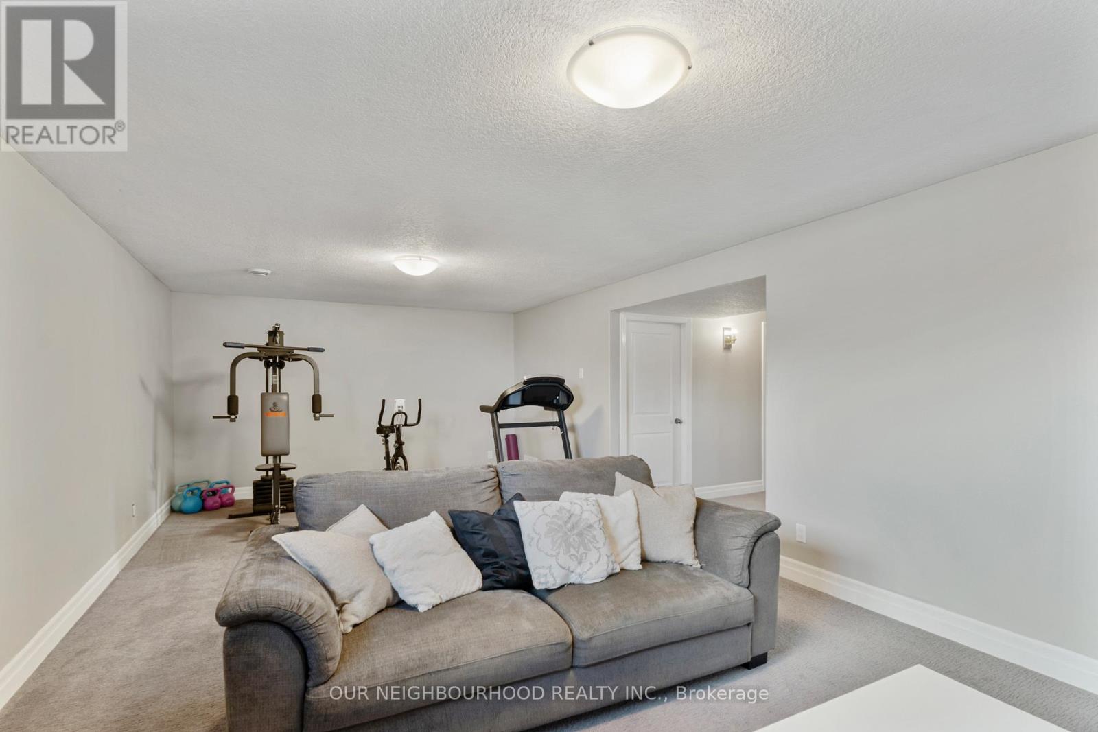 54 Mcintosh Crescent, Quinte West, Ontario  K8V 0G1 - Photo 26 - X12207016