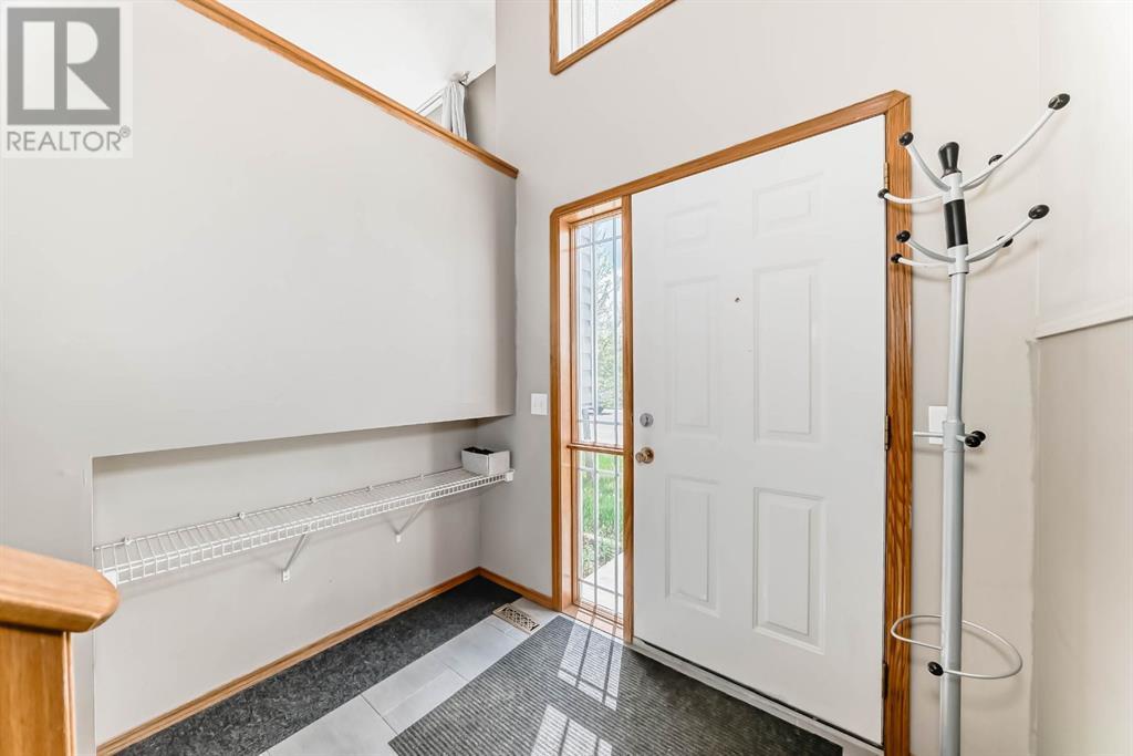 14 Strathford Place, Strathmore, Alberta  T1P 1S4 - Photo 2 - A2221031