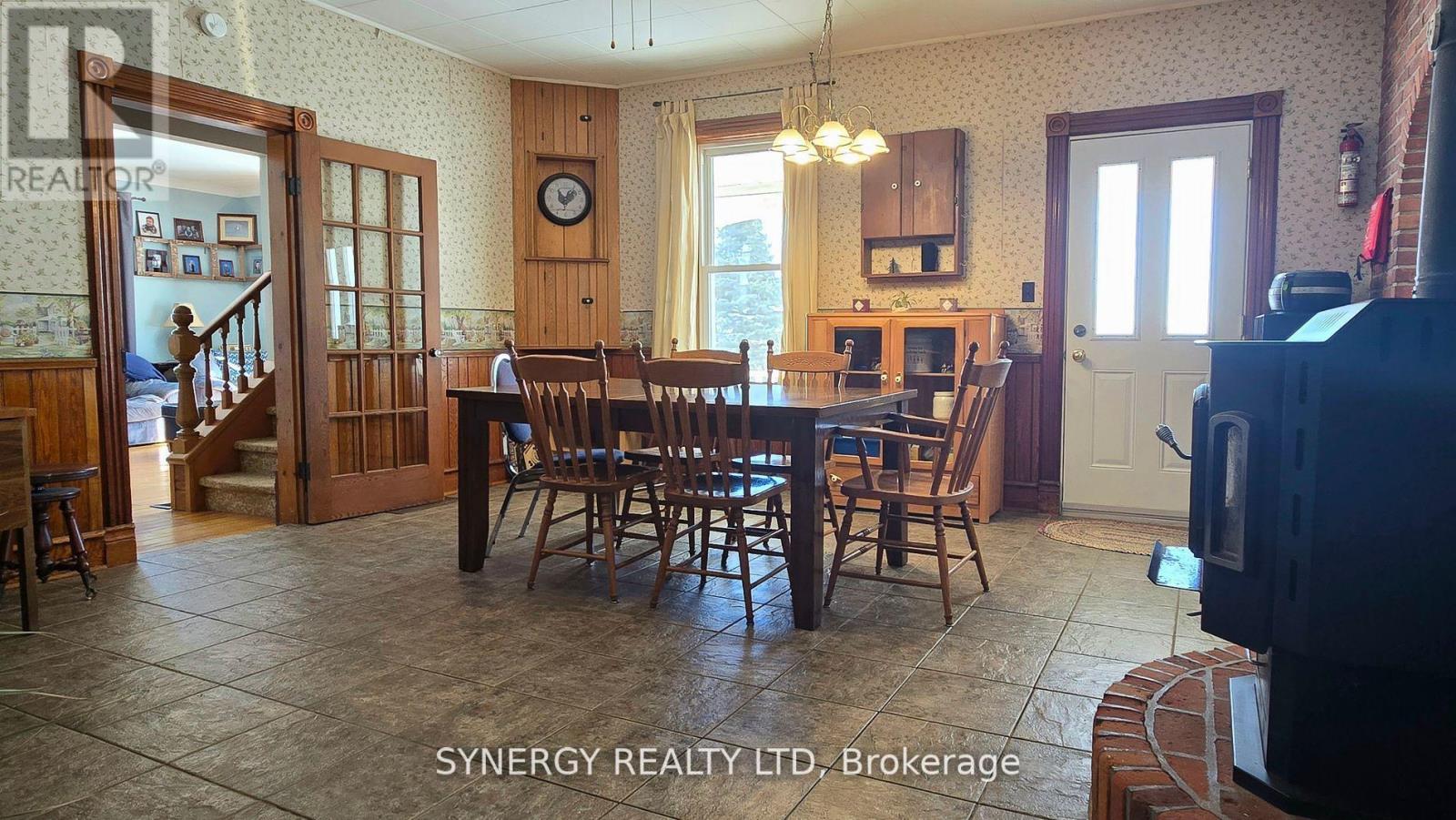 3538 Shields Siding Drive, Southwest Middlesex, Ontario  N0L 1M0 - Photo 16 - X12207036