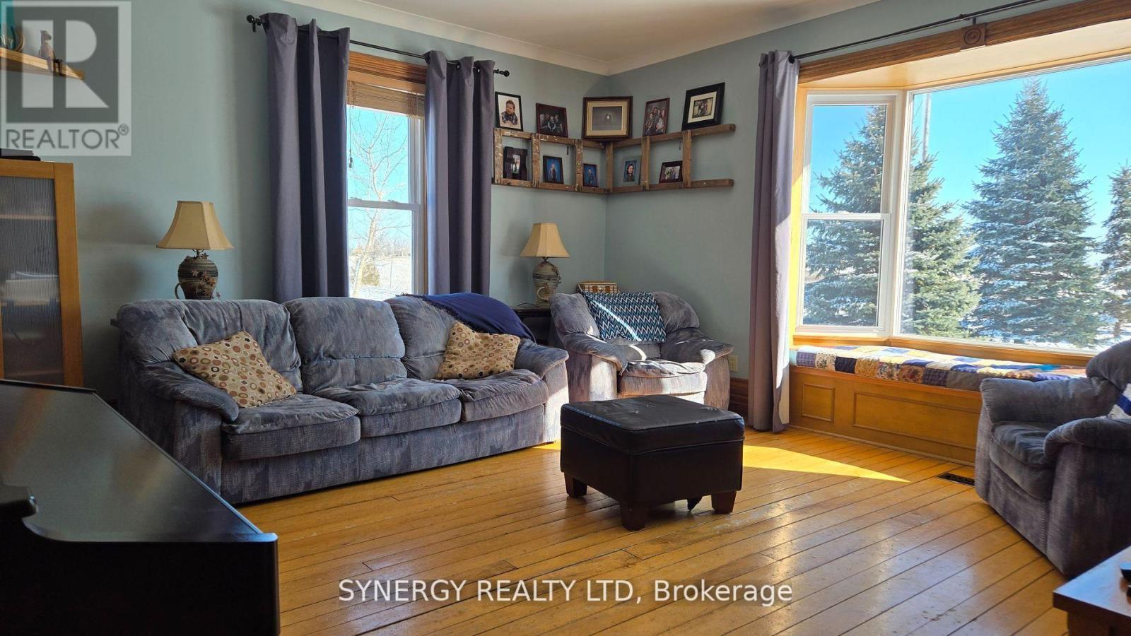 3538 Shields Siding Drive, Southwest Middlesex, Ontario  N0L 1M0 - Photo 22 - X12207036