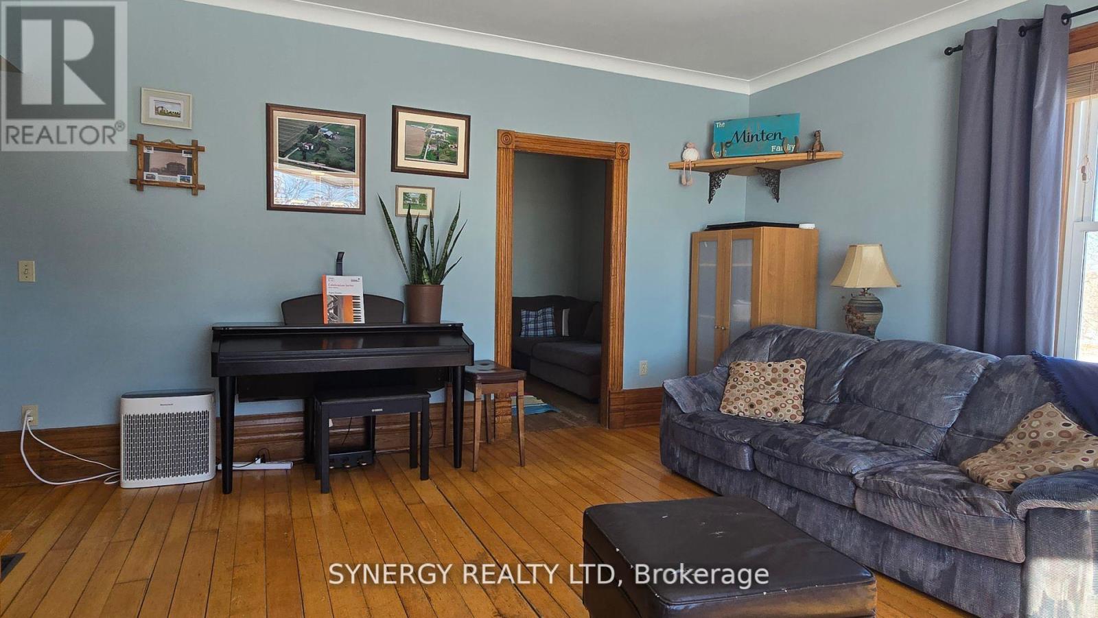 3538 Shields Siding Drive, Southwest Middlesex, Ontario  N0L 1M0 - Photo 34 - X12207036