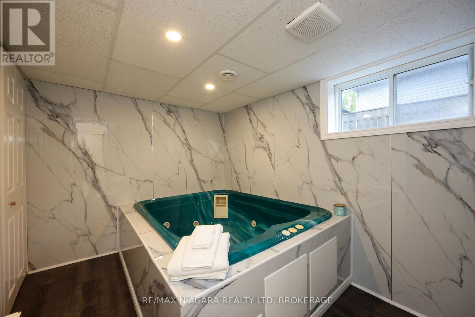 31 Spruce Drive, Temagami, Ontario  P0H 2H0 - Photo 26 - X12188002