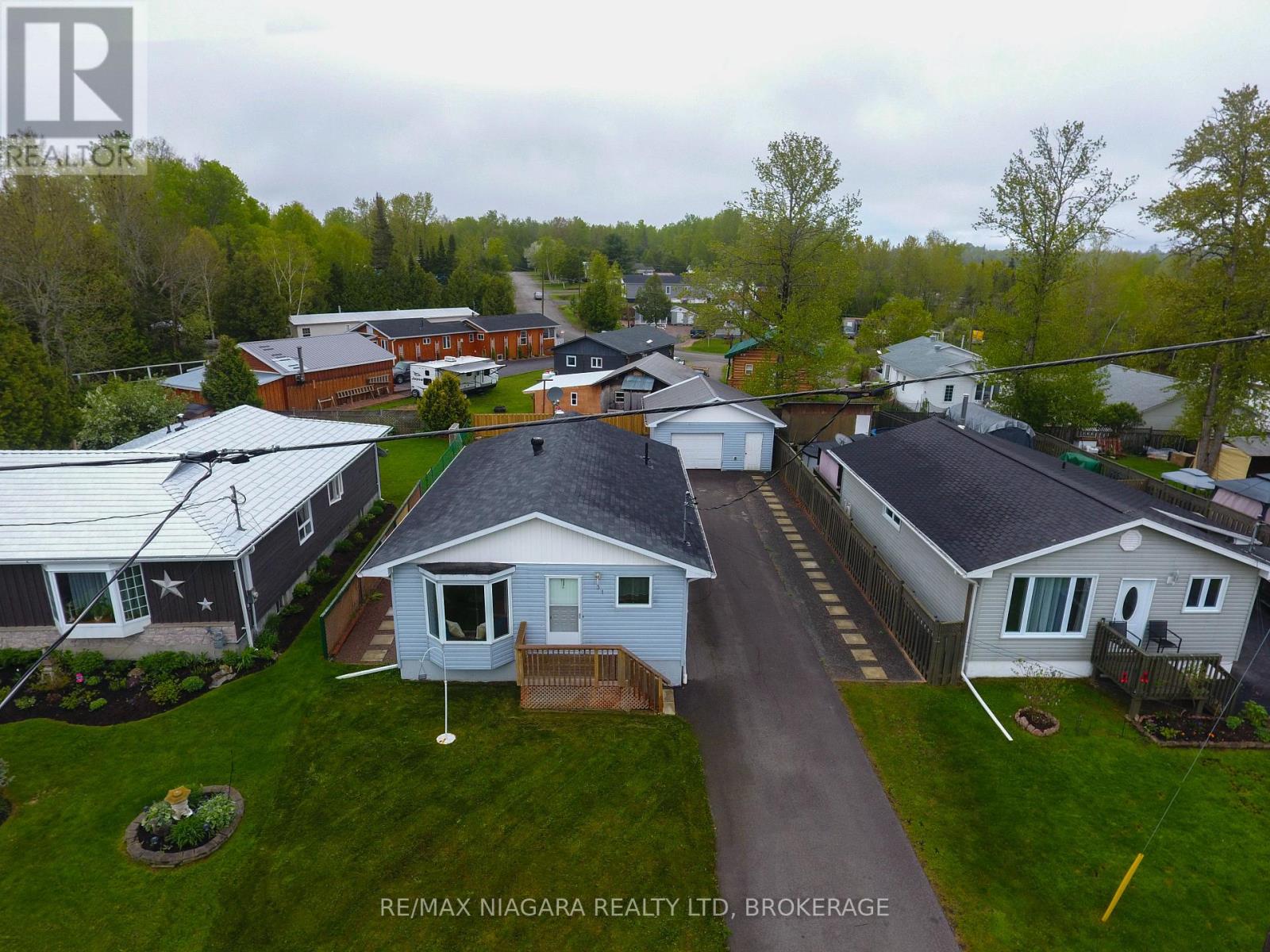 31 Spruce Drive, Temagami, Ontario  P0H 2H0 - Photo 27 - X12188002