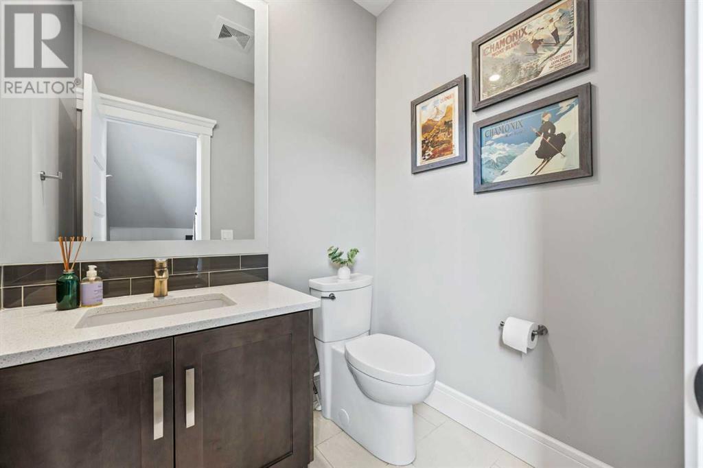 2218 26a Street Sw, Calgary, Alberta  T3E 2C3 - Photo 19 - A2226898