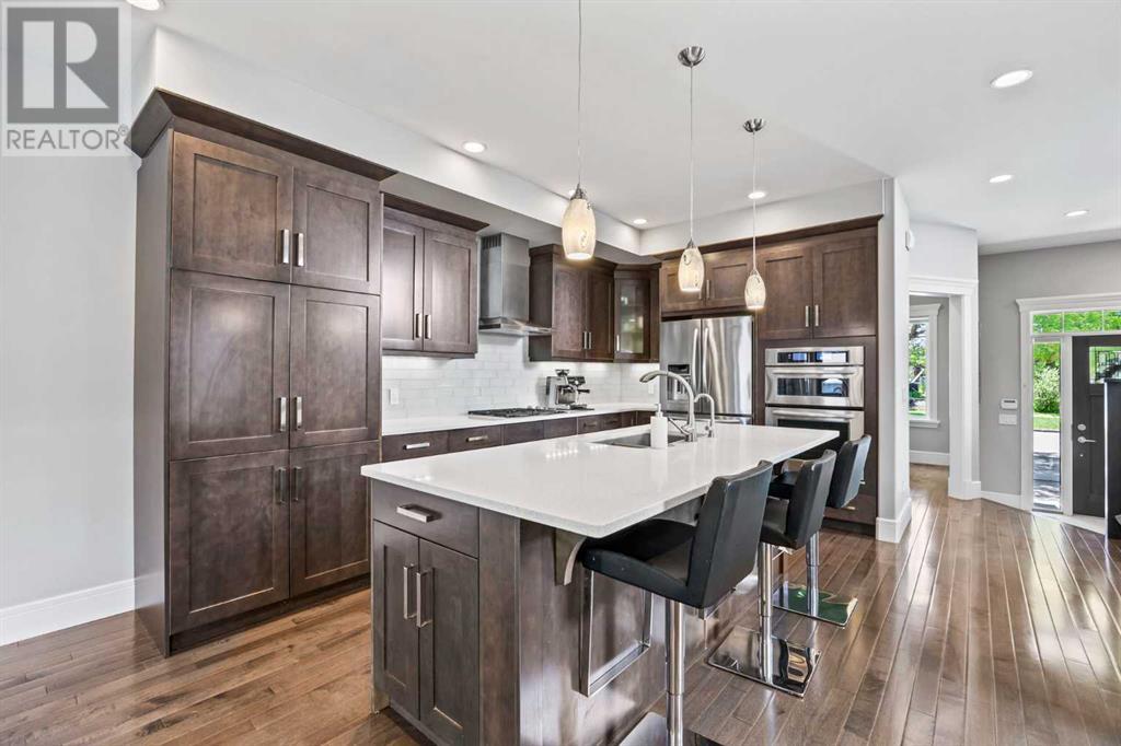2218 26a Street Sw, Calgary, Alberta  T3E 2C3 - Photo 10 - A2226898