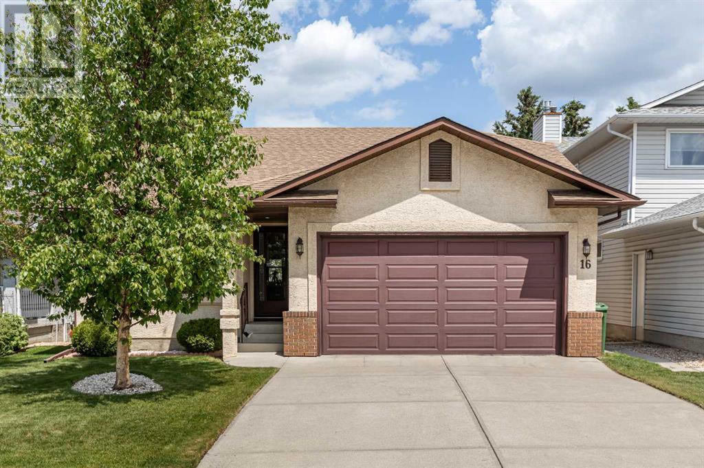 16 Sandalwood Close Nw, Calgary, Alberta  T3K 3Z4 - Photo 1 - A2228361