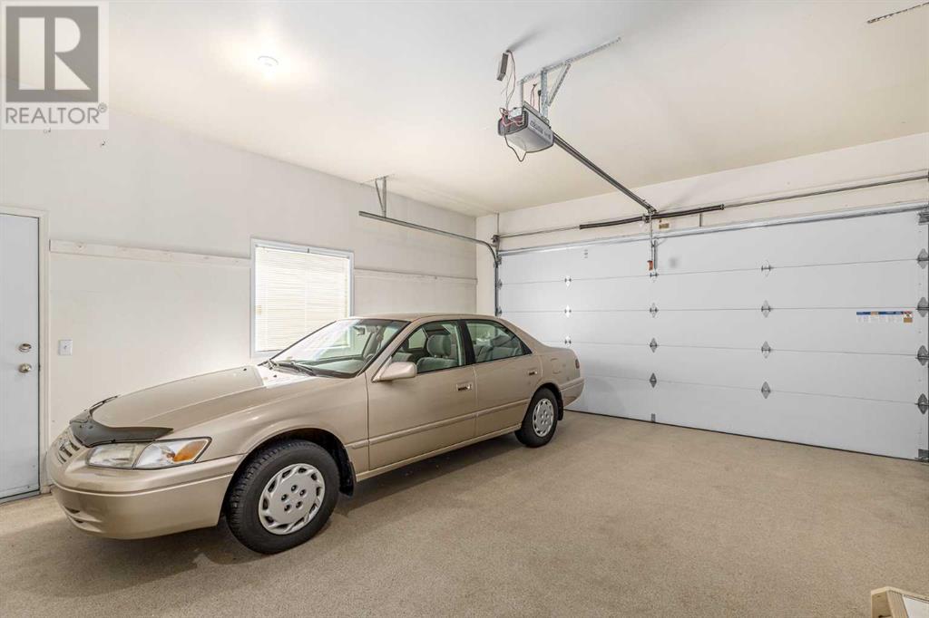 16 Sandalwood Close Nw, Calgary, Alberta  T3K 3Z4 - Photo 41 - A2228361