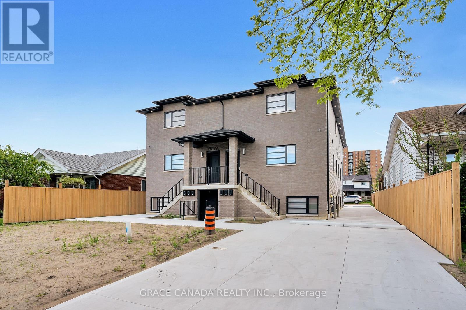 C - 1657 WINDSOR AVENUE, Windsor, Ontario