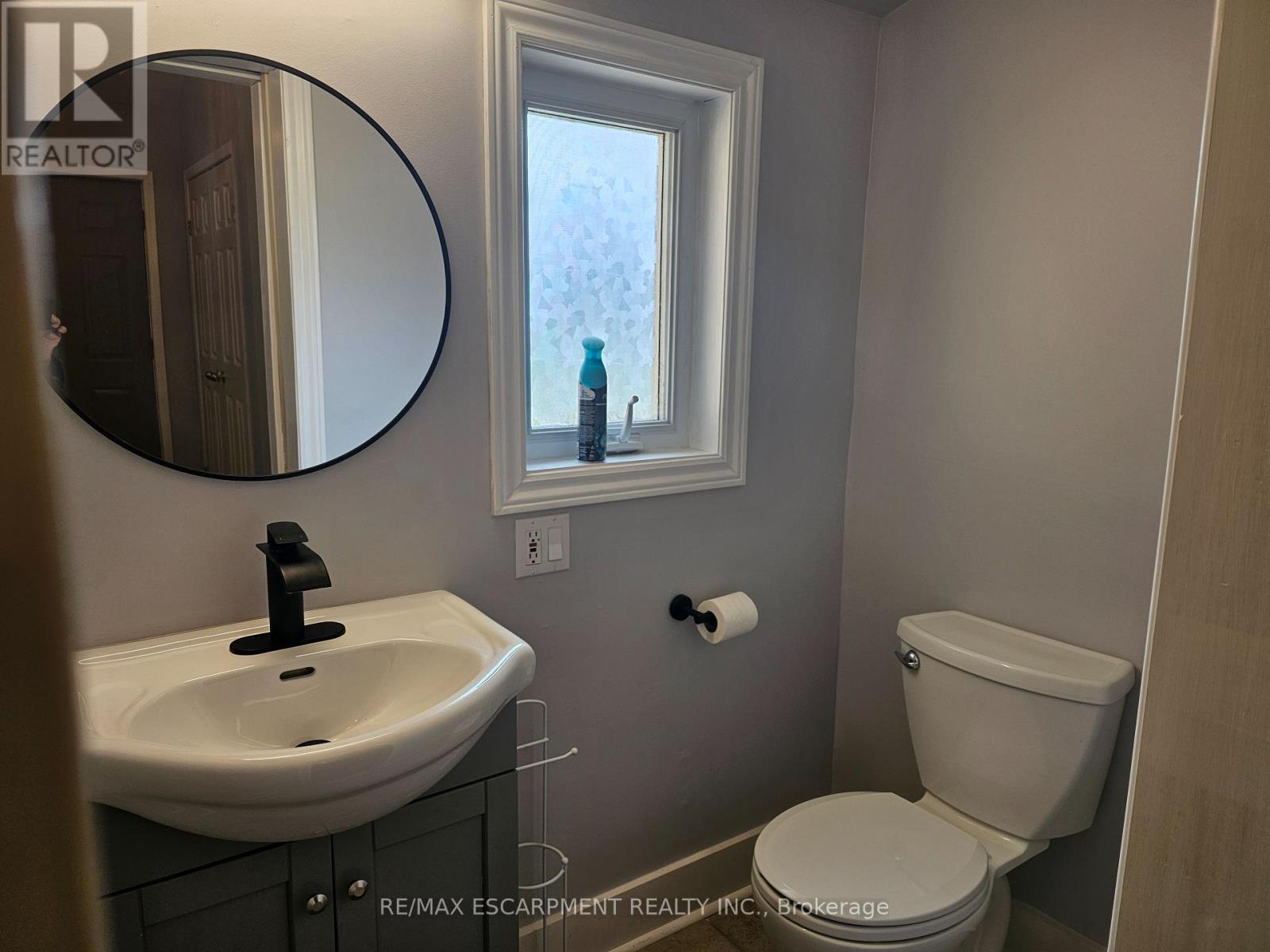 332-1/2 Grantham Avenue, St. Catharines, Ontario  L2M 5A6 - Photo 17 - X12206823
