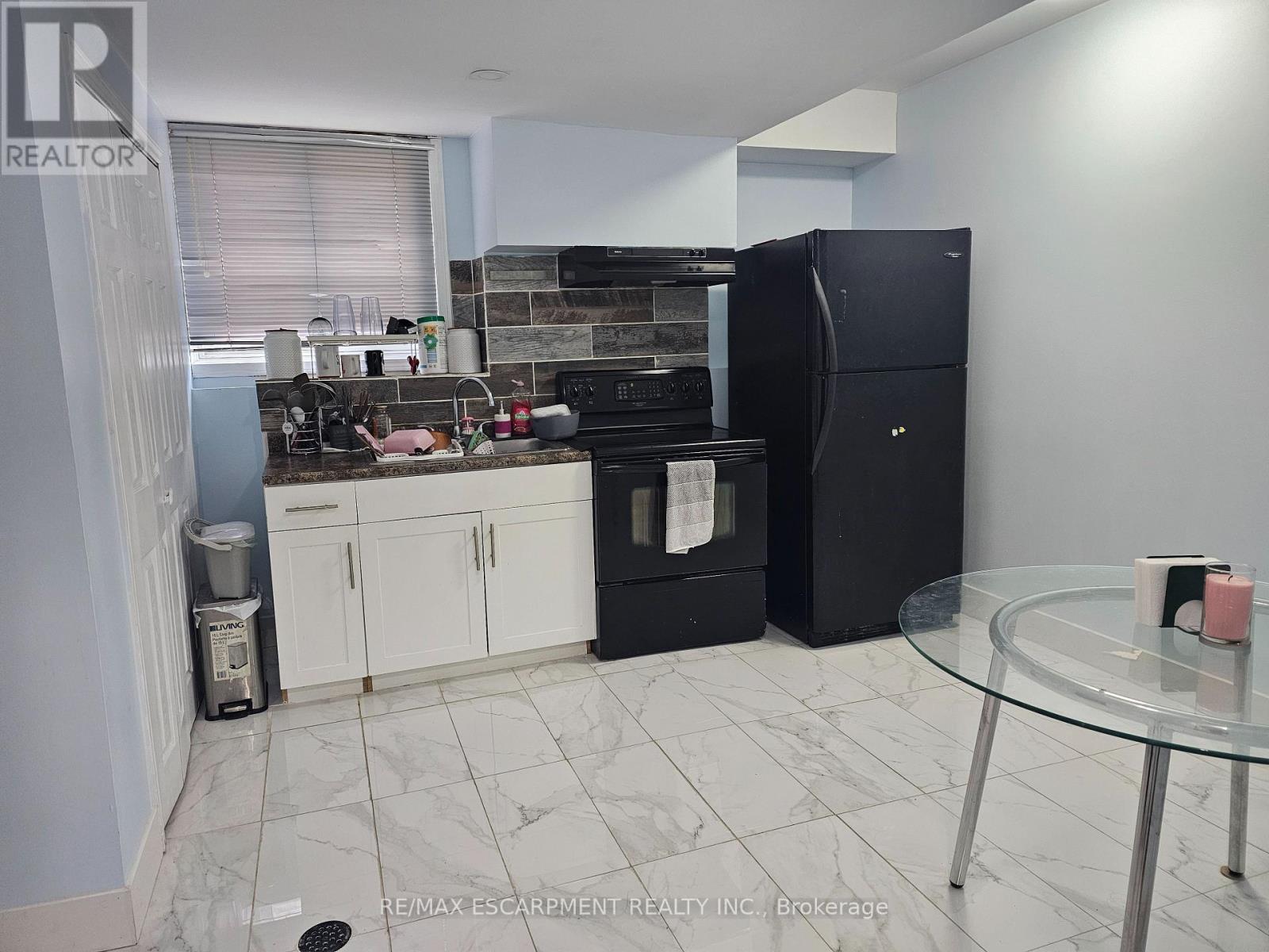 332-1/2 Grantham Avenue, St. Catharines (Carlton/bunting), Ontario  L2M 5A6 - Photo 20 - X12206823