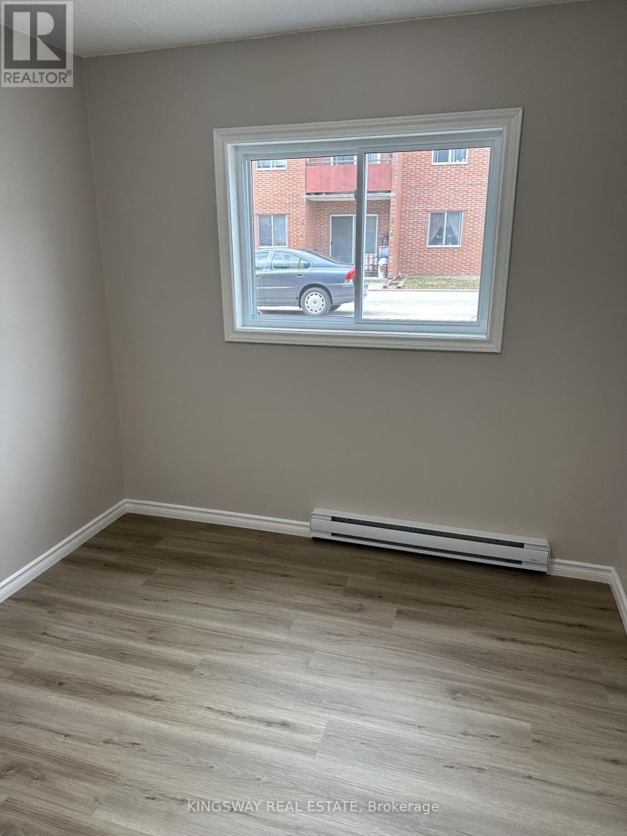 102 - 185 Lisgar Avenue, Tillsonburg, Ontario  N4G 3L5 - Photo 7 - X12206842