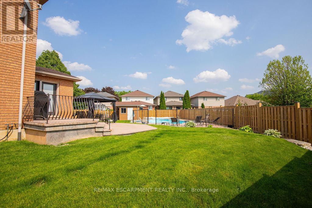 Property at 177 CLAUDETTE GATE image 4