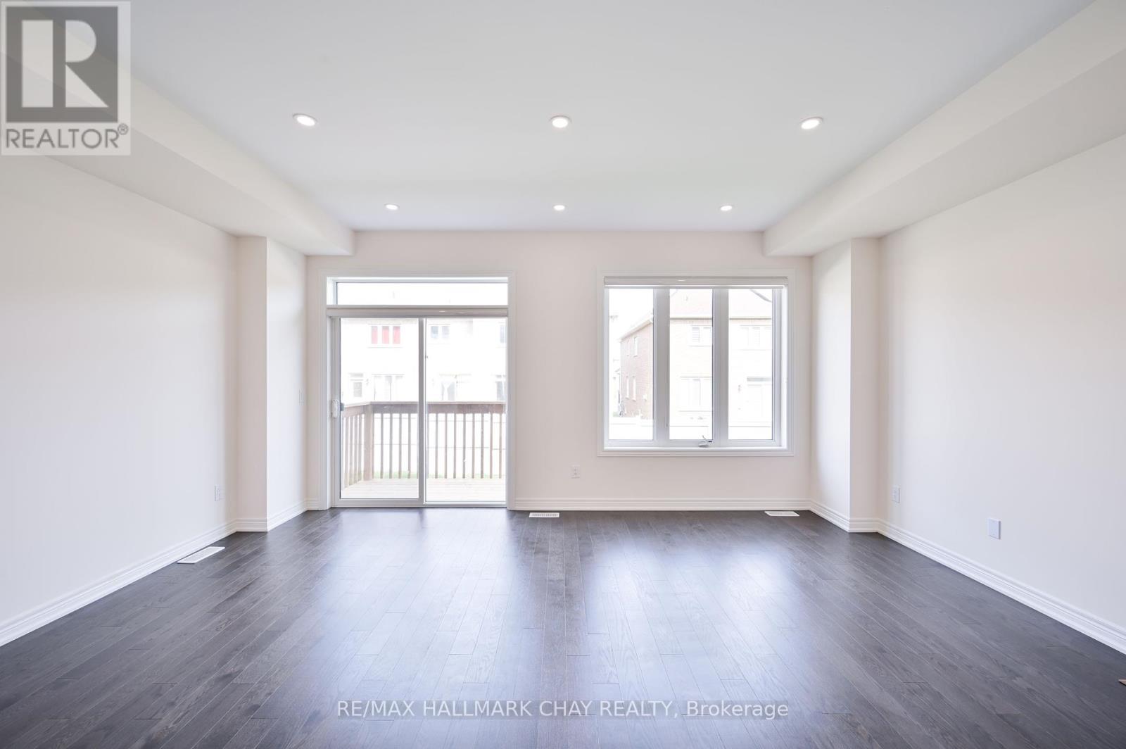 1063 Garner Road E, Hamilton, Ontario  L9G 0G9 - Photo 13 - X12206866