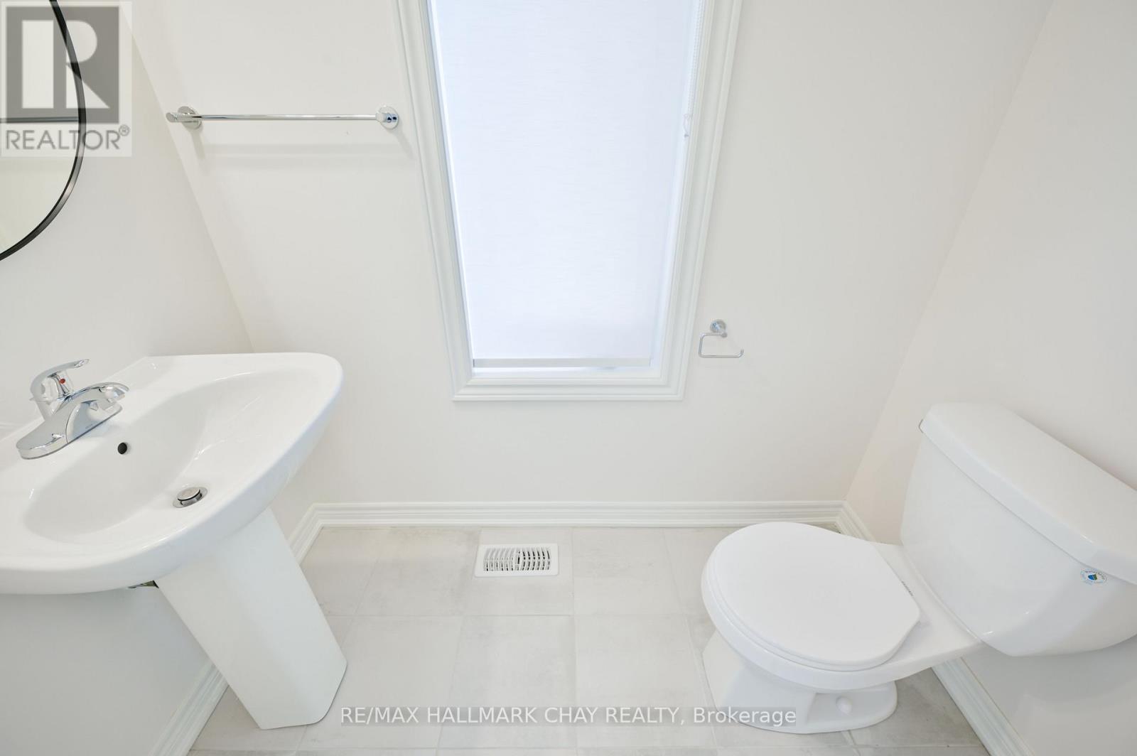 1063 Garner Road E, Hamilton, Ontario  L9G 0G9 - Photo 16 - X12206866