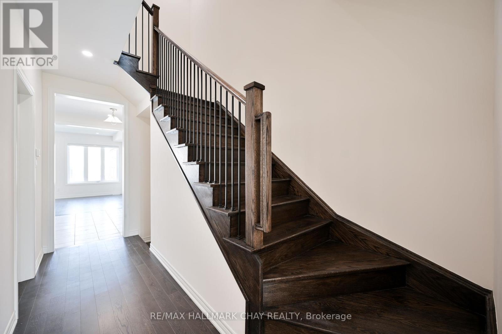 1063 Garner Road E, Hamilton, Ontario  L9G 0G9 - Photo 17 - X12206866