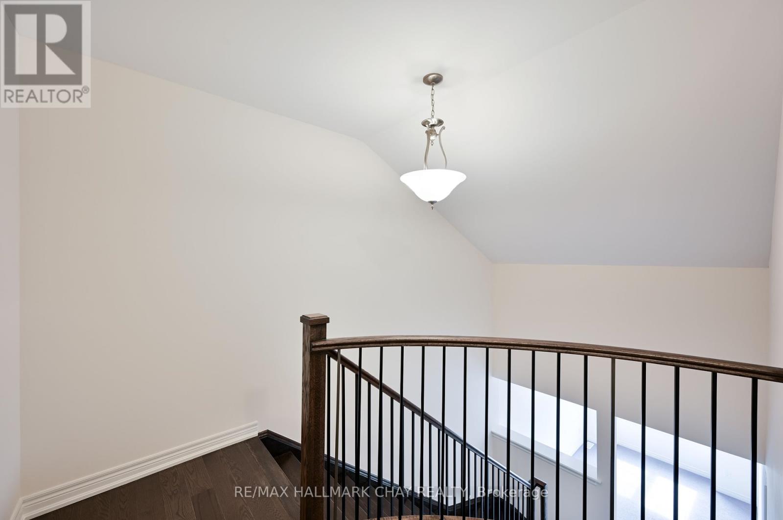 1063 Garner Road E, Hamilton, Ontario  L9G 0G9 - Photo 31 - X12206866
