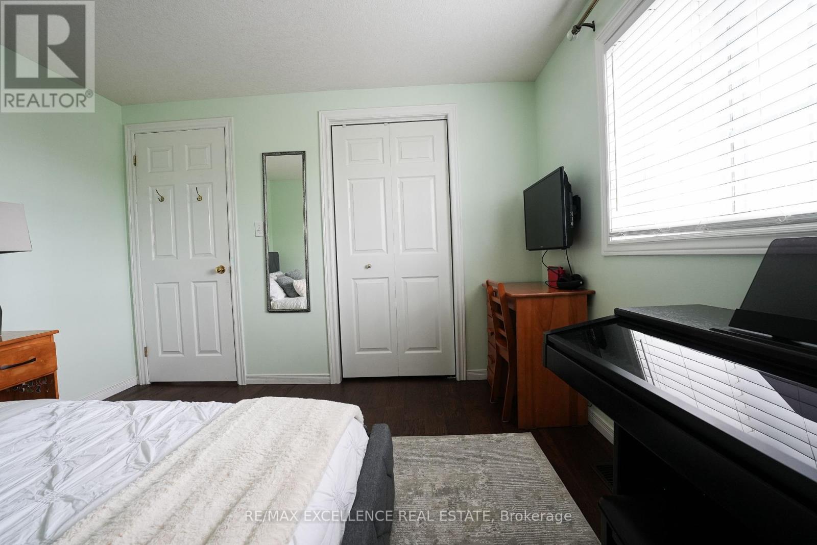 274 Watson Parkway N, Guelph (Grange Road), Ontario  N1E 7J5 - Photo 33 - X12206933