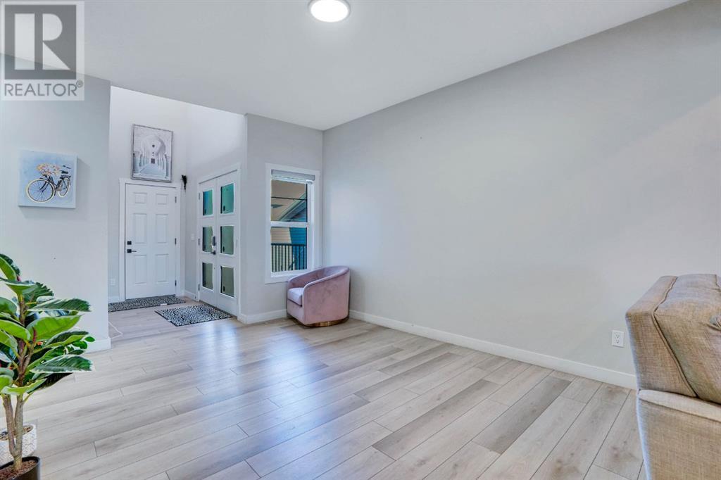 Property at 118 Homestead Park NE image 5