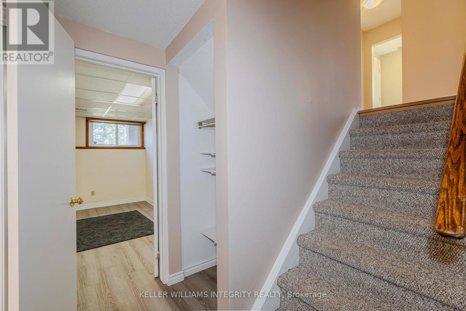 6 Beaufort Drive, Ottawa, Ontario  K2L 1Z4 - Photo 32 - X12091845