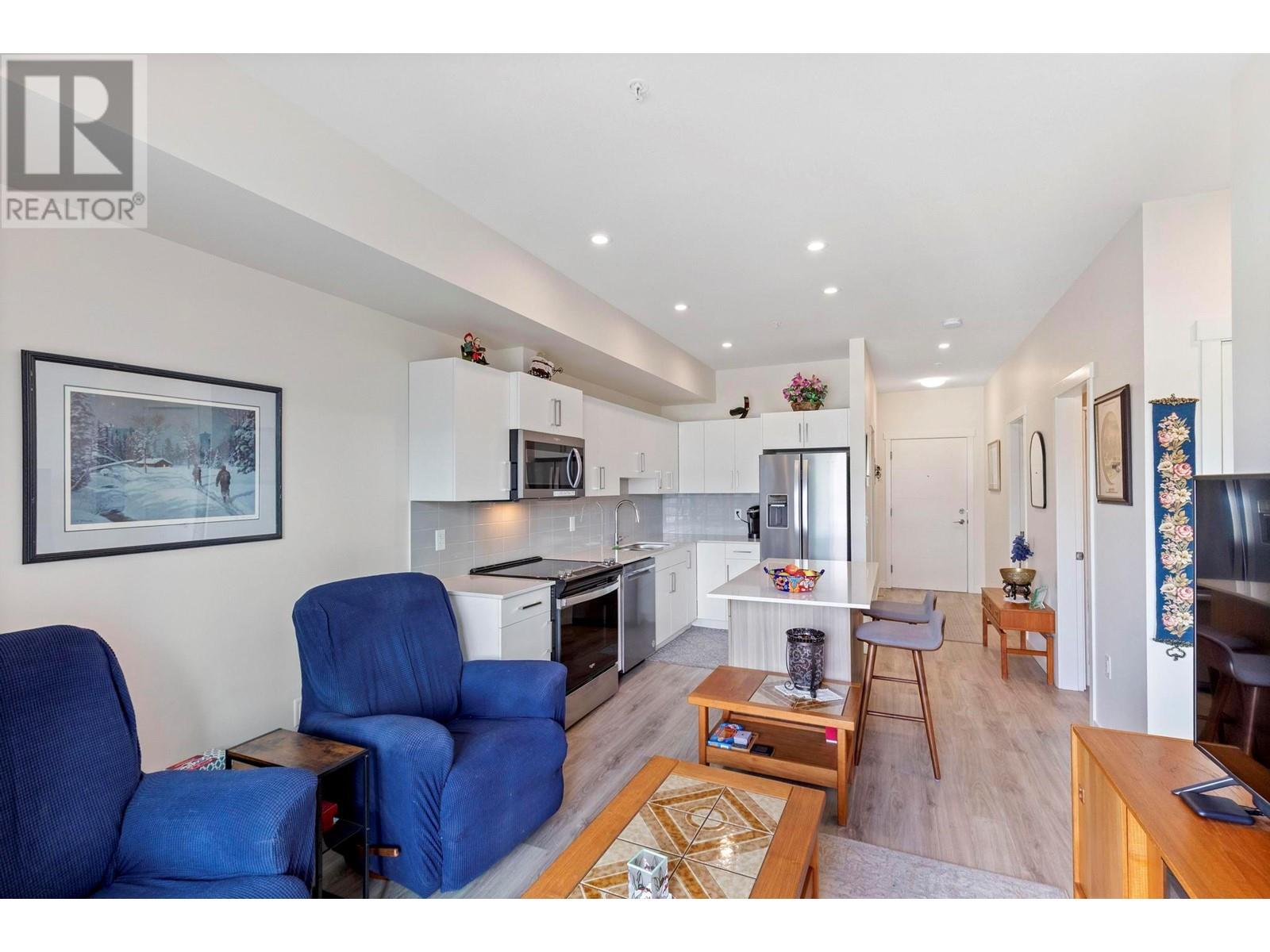 Property at 2345 Butt Road Unit# 416 image 3