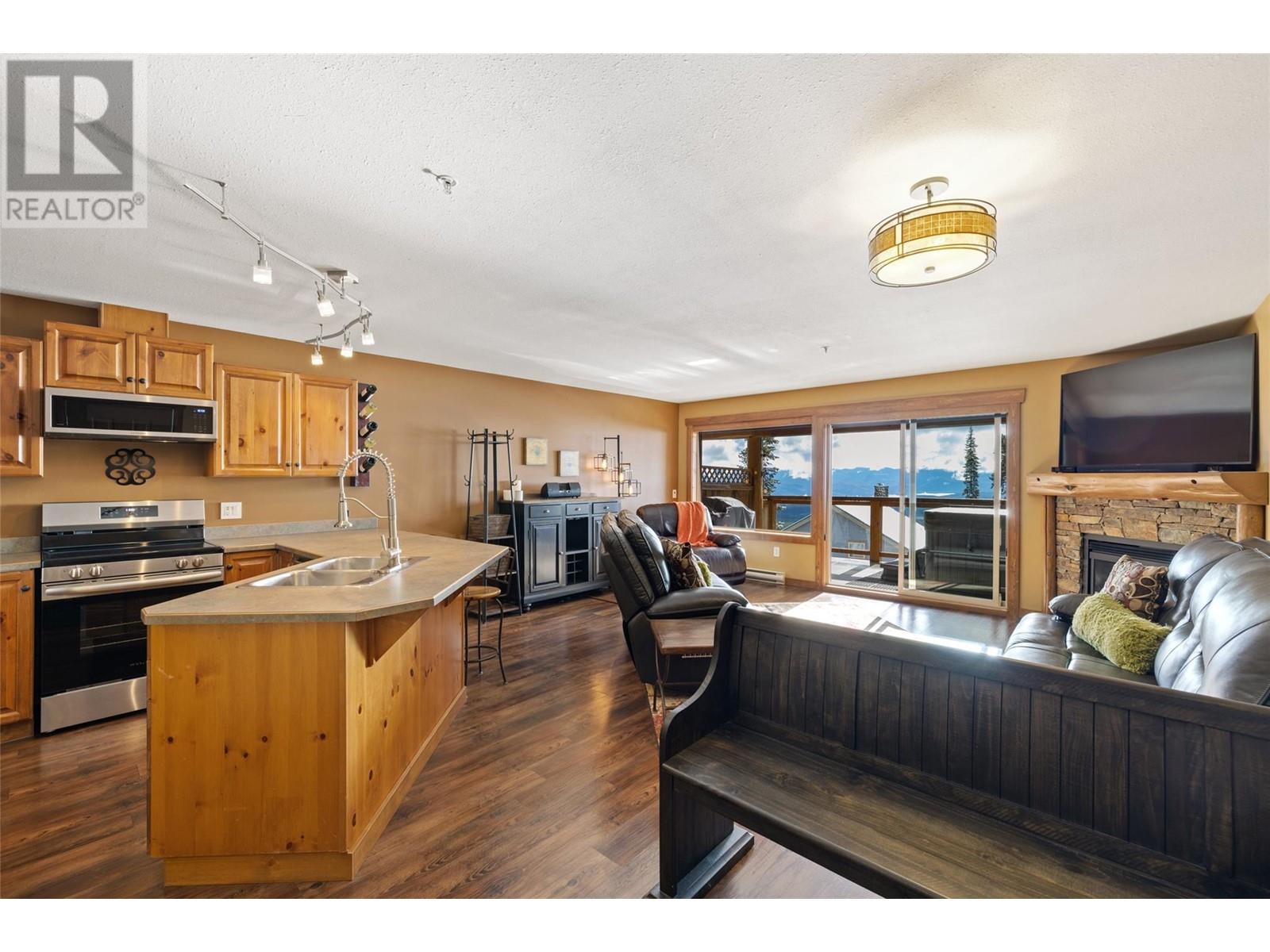 5845 Snow Pines Crescent Unit# A, Big White, British Columbia  V1P 1T4 - Photo 21 - 10350327