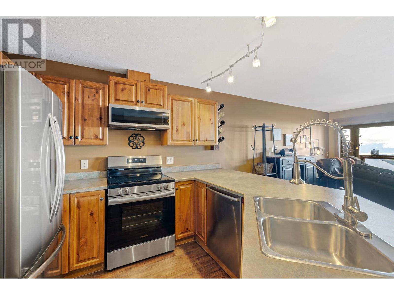 5845 Snow Pines Crescent Unit# A, Big White, British Columbia  V1P 1T4 - Photo 22 - 10350327