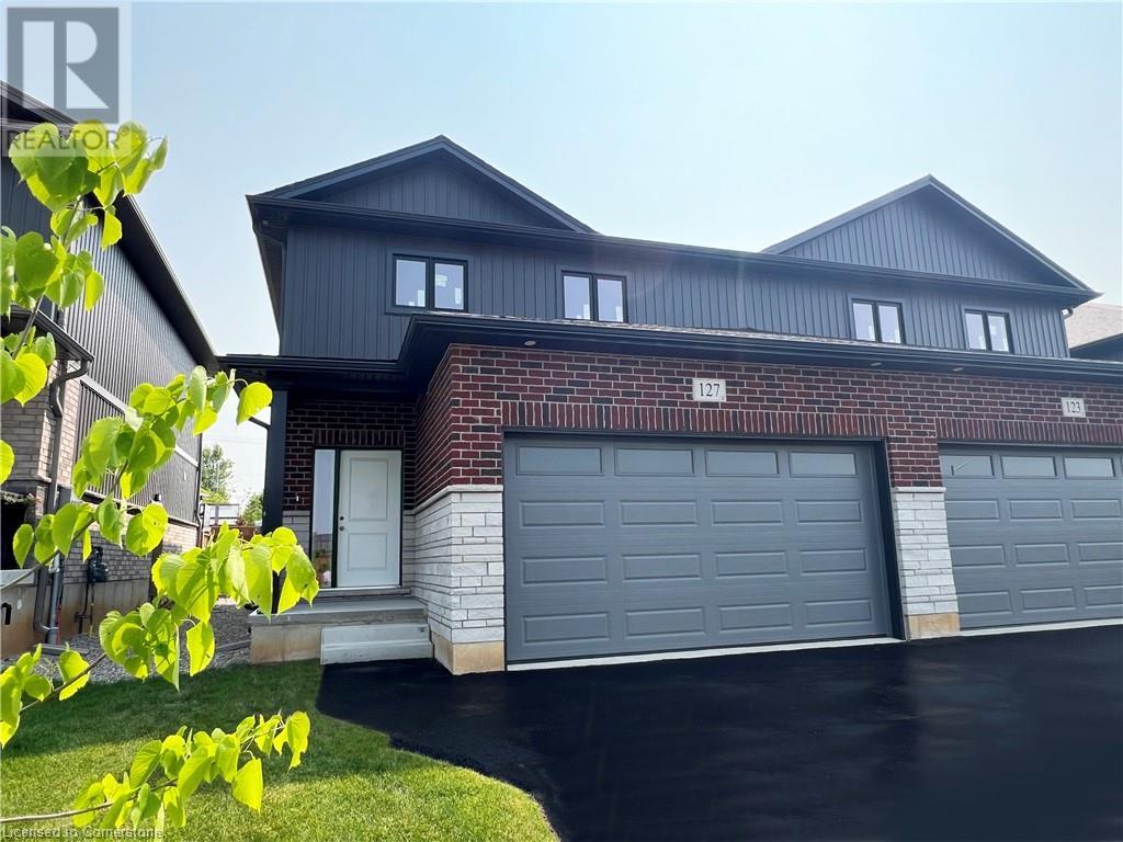 127 AMBER Street, Waterford, Ontario